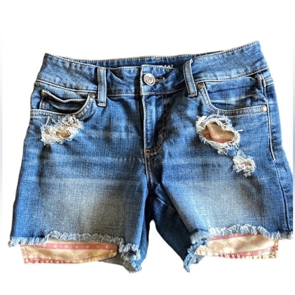 Wrangler‎ Rare Denim Shorts With Aztec Fabric Pockets Show Thru Size 1 - Picture 1 of 9